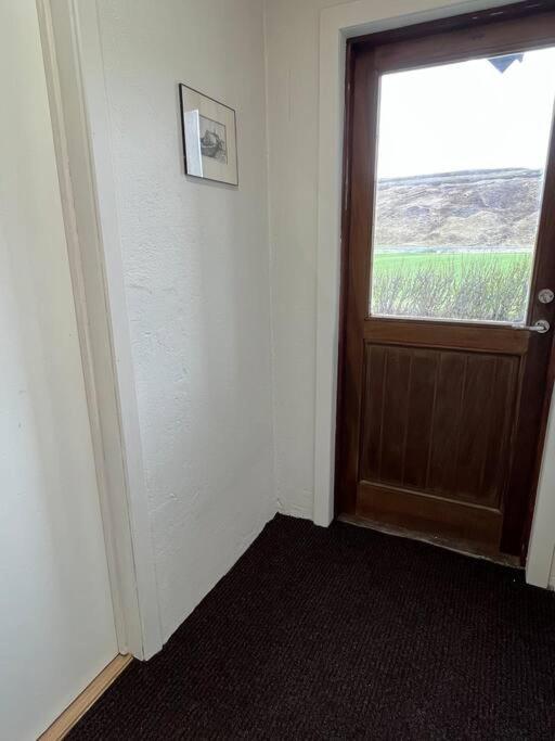 Black Valley Apartment Thoroddsstathir 外观 照片